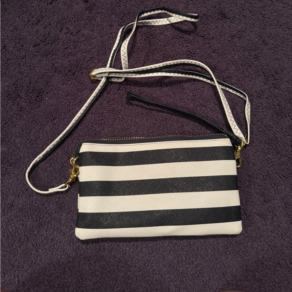 Navy blue and white small clutch